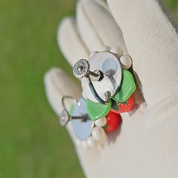 VINTAGE Germany Earrings - Picture 6 of 12